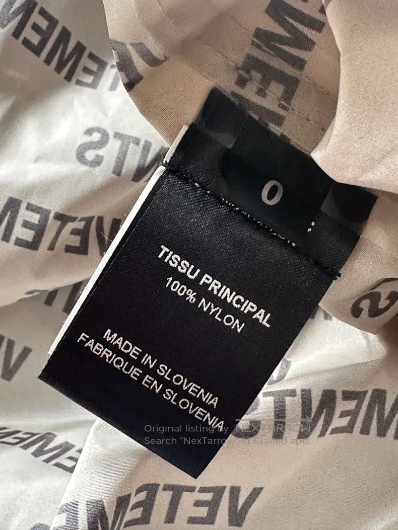 Vetements Vetements Lettering Logo Windbreaker Size US XS / EU 42 / 0 - 9 Thumbnail