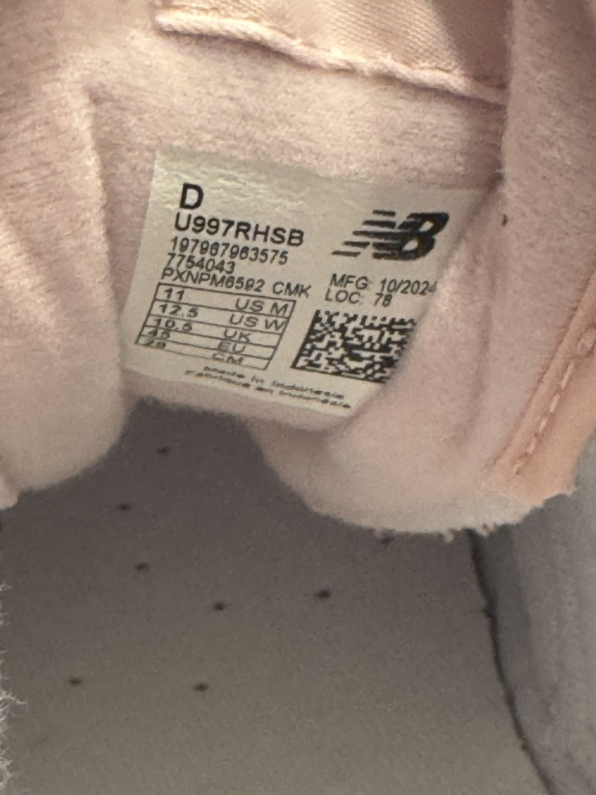 New Balance New Balance 997 ‘Pink’ Size US 11 / EU 44 - 6 Thumbnail
