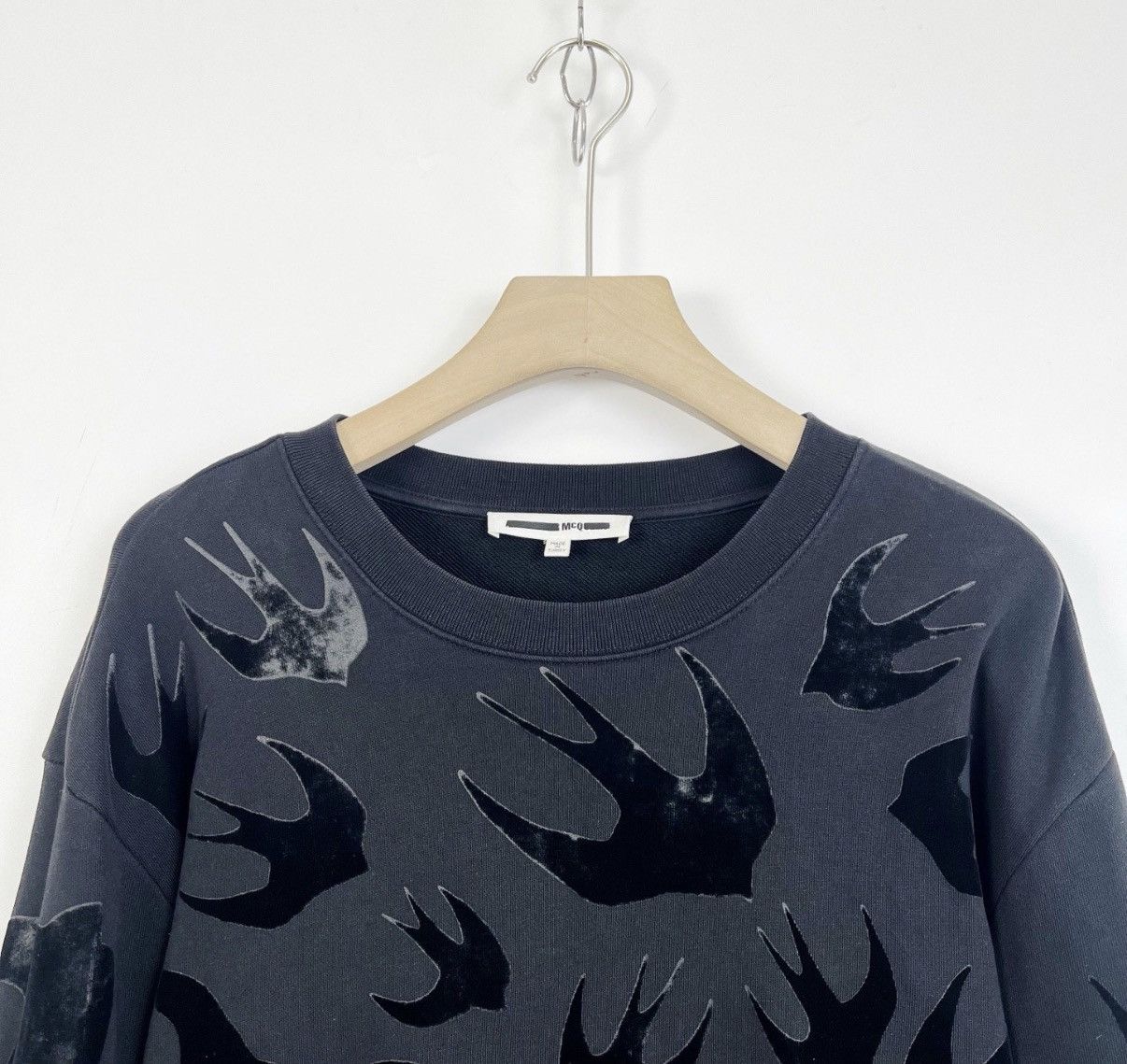 Alexander McQueen Alexander McQueen Long Sleeve Crew Neck Sweatshirt K12 Size US XL / EU 56 / 4 - 3 Thumbnail
