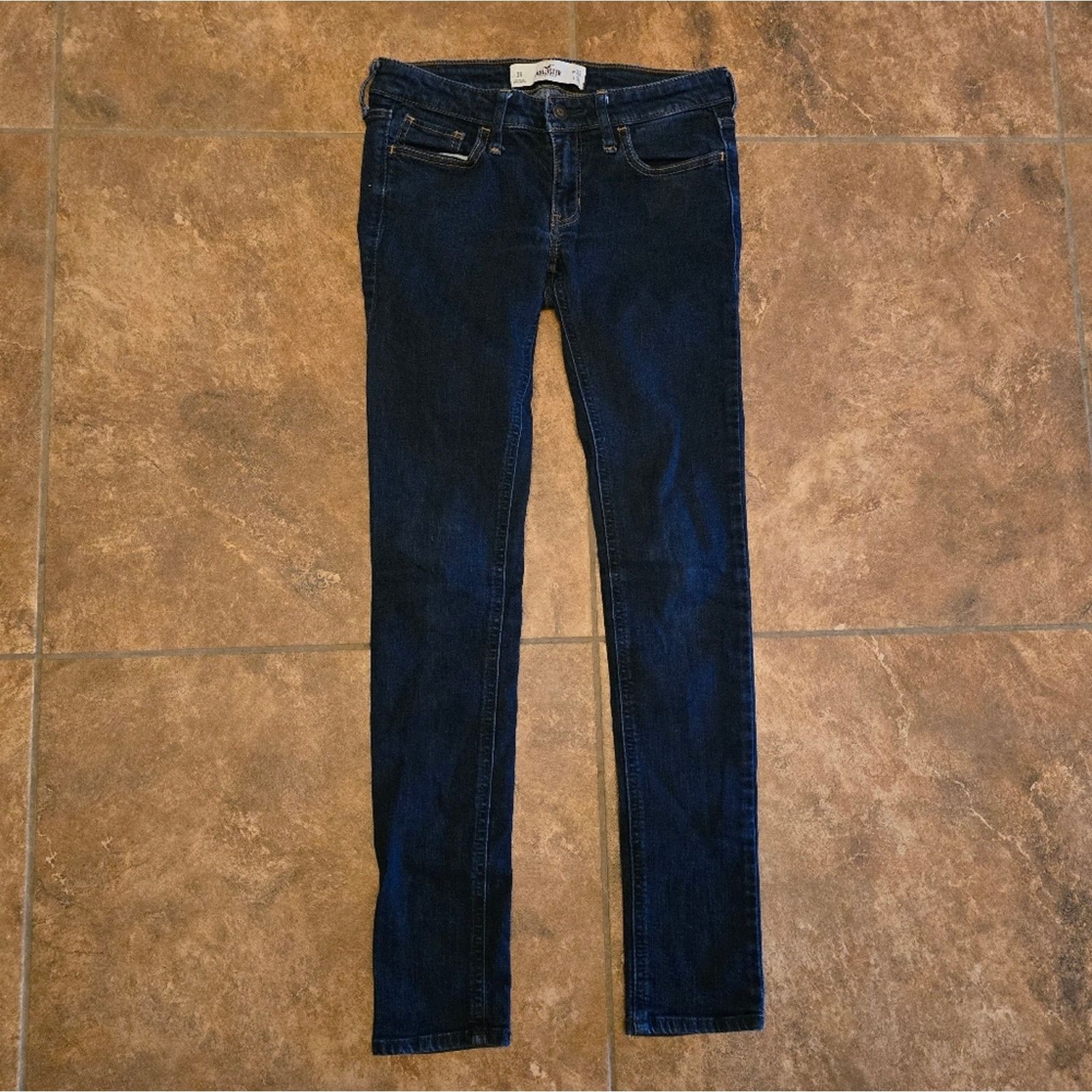 Hollister Dark Denim | HOLLISTER | Reg Skinny Jean Size 26" / US 2 / IT 38 - 1 Thumbnail