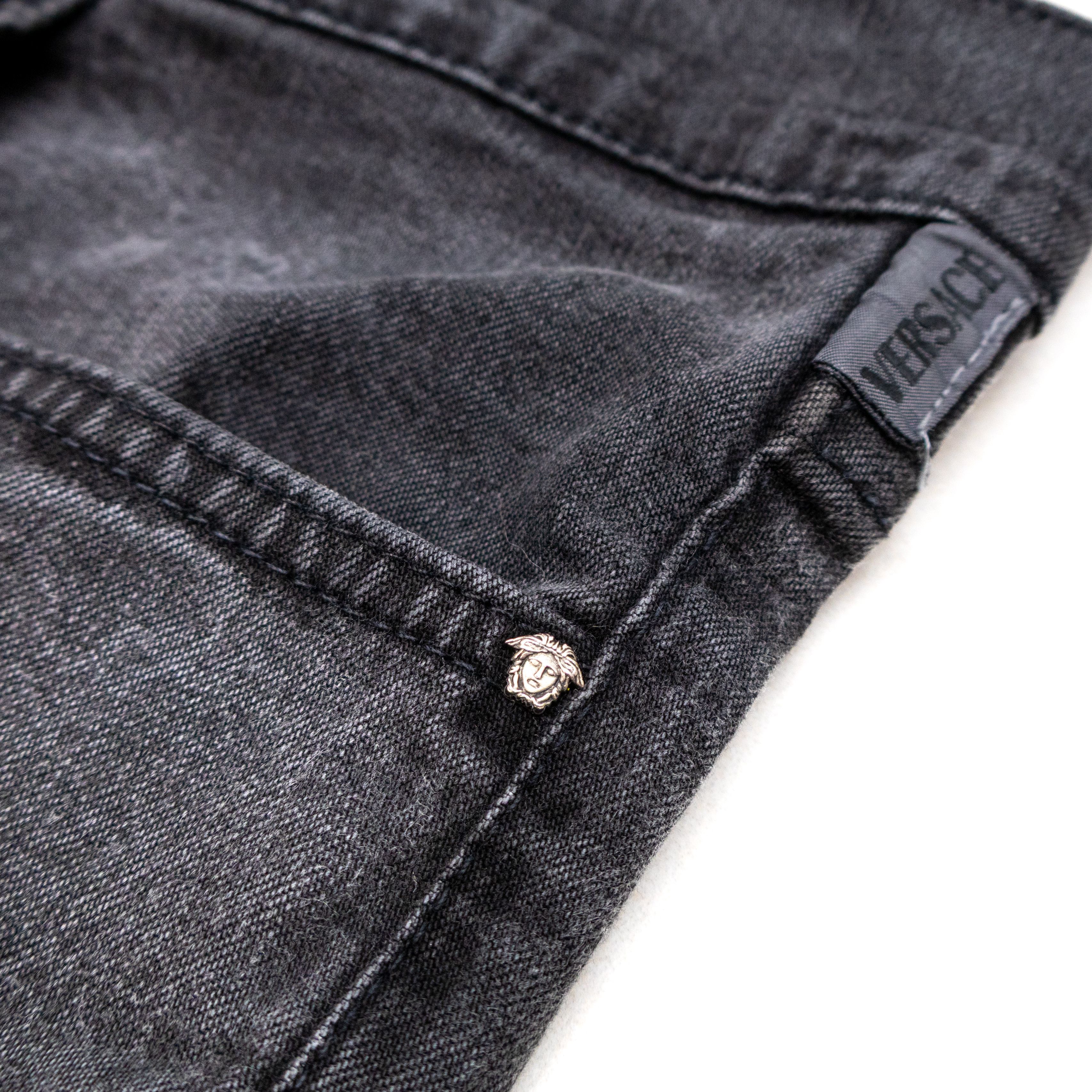 Versace 90s Versace Jeans Couture Black Wash Denim Jeans – Size 36 Size US 36 / EU 52 - 5 Thumbnail