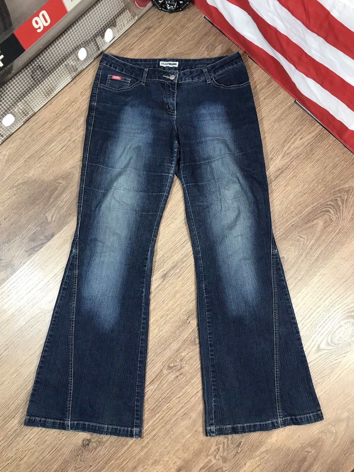 Japanese Brand Vintage Distressed Flared Jeans Size 34" / US 12 / IT 48 - 1 Thumbnail