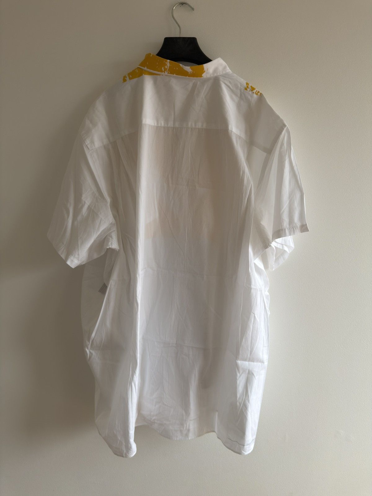 Vetements *RARE* VETEMENTS X DHL DEMNA OVERPRINT SHIRT LABEL OG Size US M / EU 48-50 / 2 - 11 Thumbnail