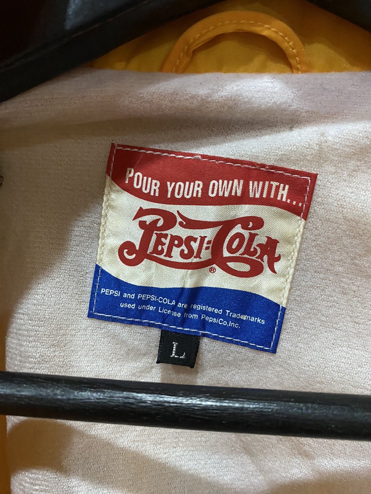 Coca Cola Vintage Pepsi-Cola Yellow Coach Jacket Soft Drink Promo Size US L / EU 52-54 / 3 - 8 Thumbnail