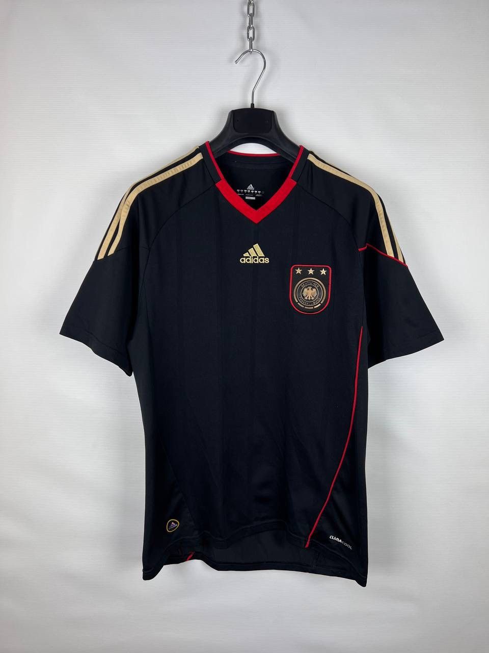 Adidas Germany Adidas 2010/11 vintage jersey size M Size US M / EU 48-50 / 2 - 1 Thumbnail