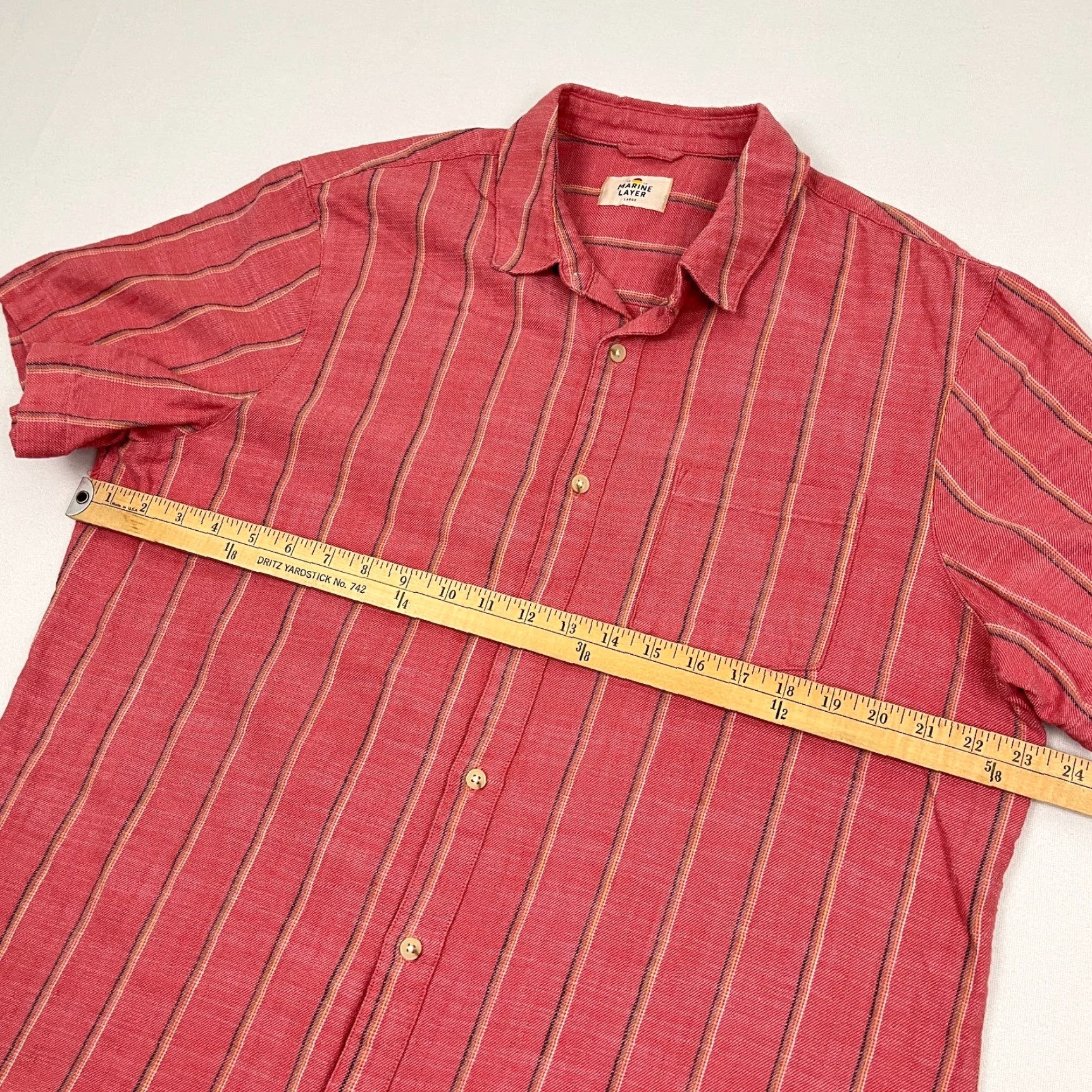 Marine Layer Marine Layer Shirt Mens L Red Pink Striped Button Up Summer Vacation Prep Size US L / EU 52-54 / 3 - 5 Thumbnail