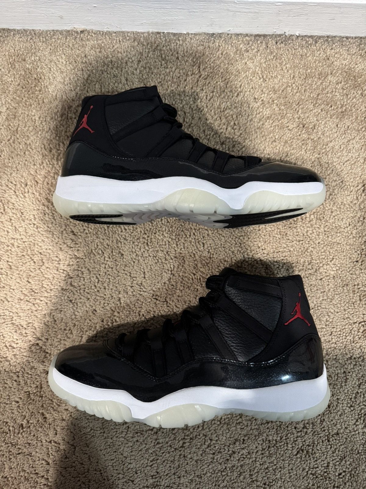 Jordan Brand Jordan 11, 72-10 2015 Size US 10 / EU 43 - 1 Thumbnail