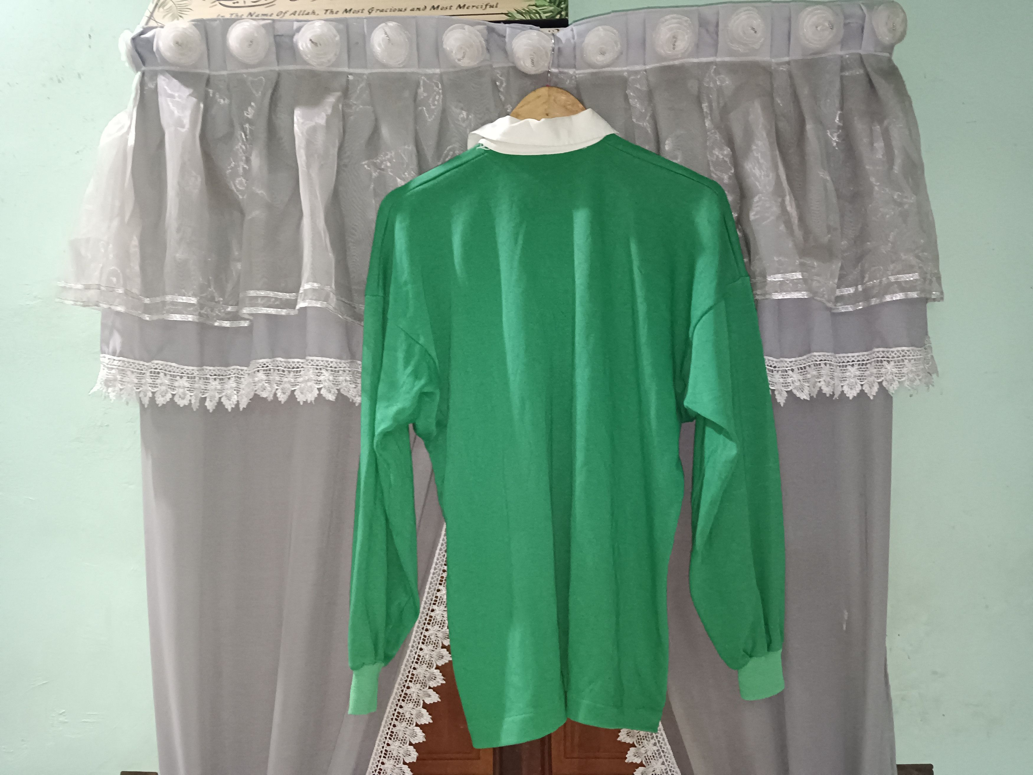 Canterbury of New Zealand Vintage Ireland rugby jersey 1985/1990 Size US XL / EU 56 / 4 - 5 Thumbnail