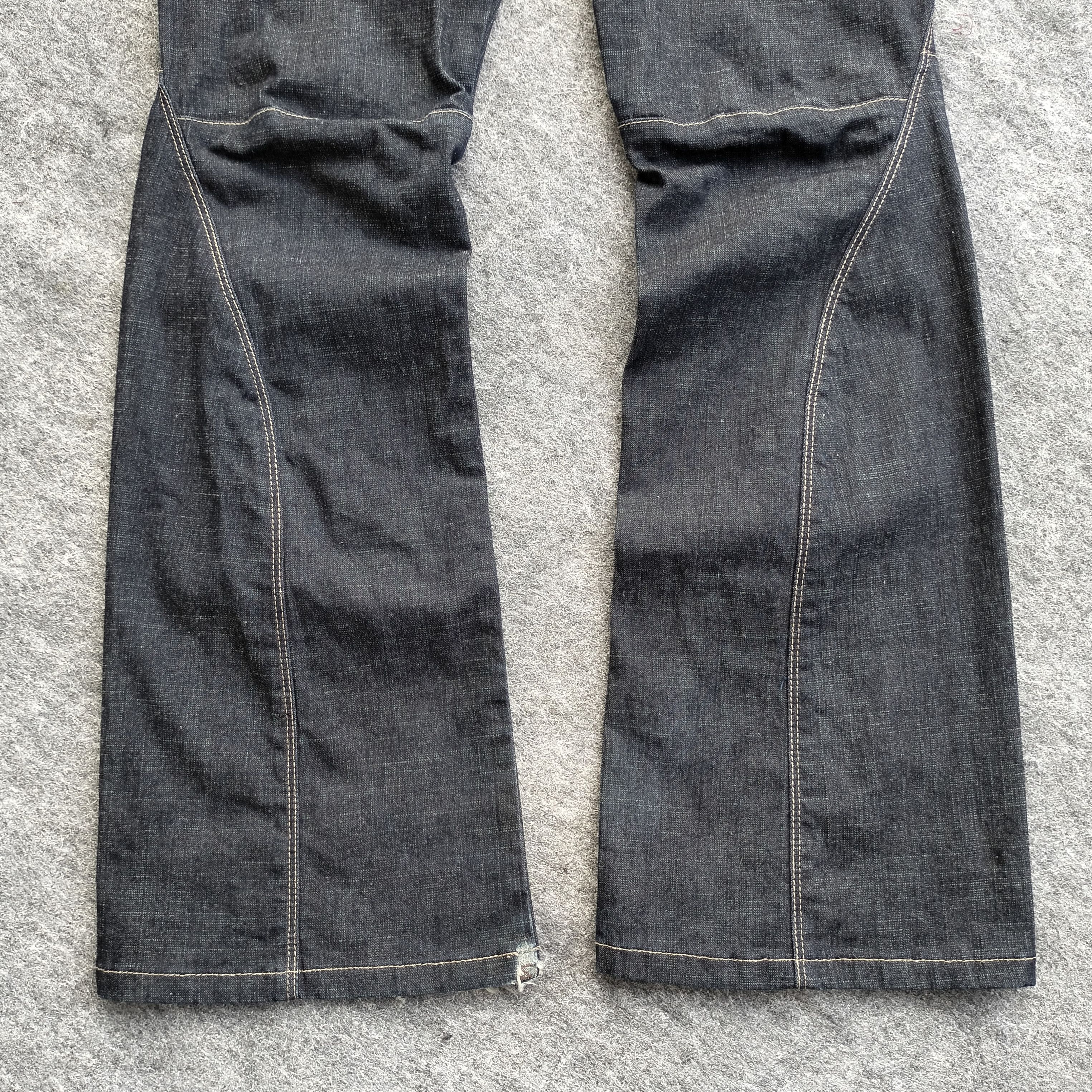 Marithe + Francois Girbaud Marithe Francois girbaud flare jeans Size US 30 / EU 46 - 4 Thumbnail