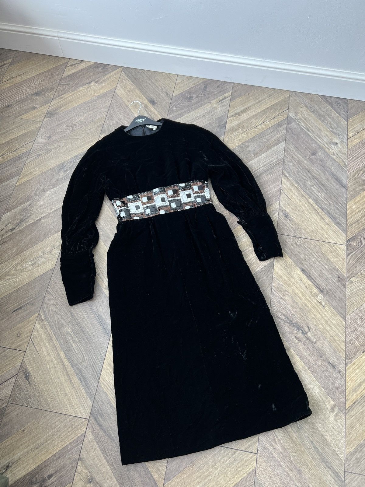 Designer Grieder Vintage Black Velvet Dress Long Sleeve Beaded Waist Size XS / US 0-2 / IT 36-38 - 4 Thumbnail