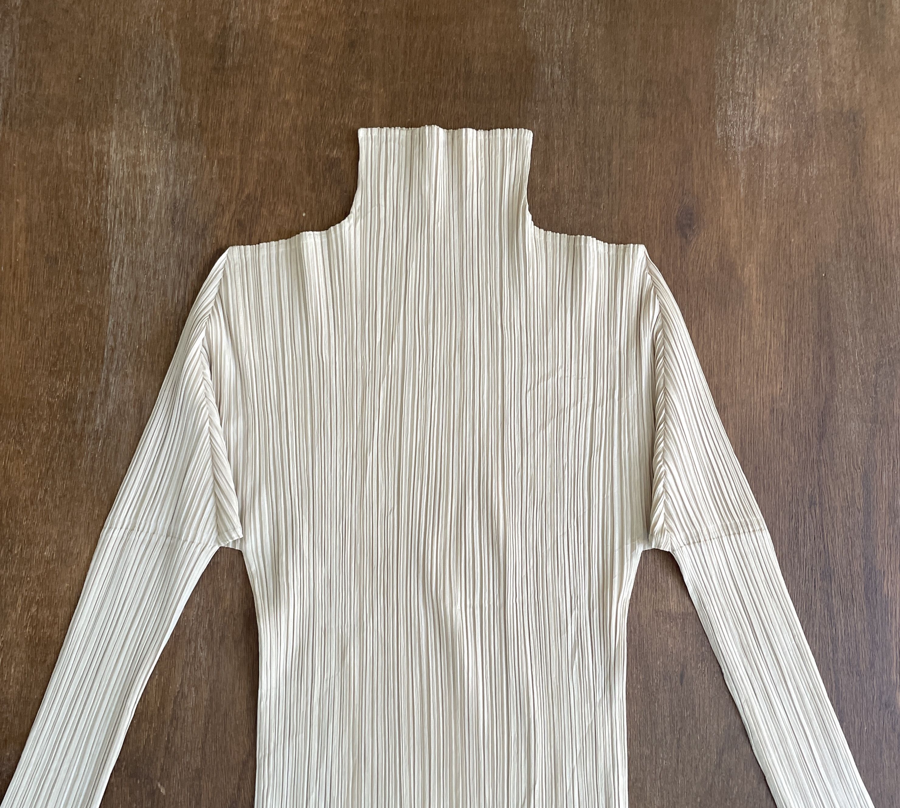 Pleats Please Issey Miyake PLEATS PLEASE ISSEY MIYAKE Vintage tag Turtleneck Top Size S / US 4 / IT 40 - 2 Thumbnail