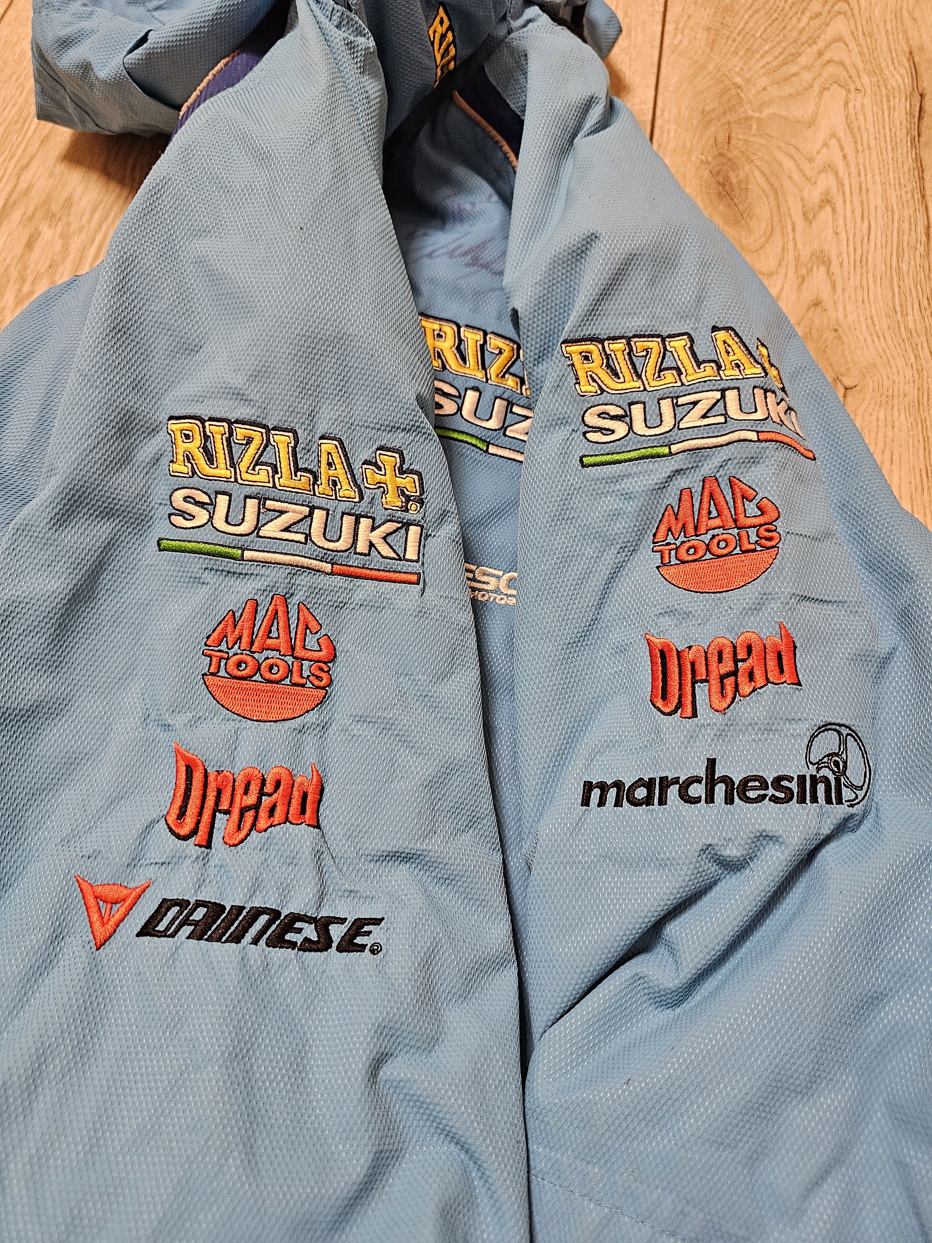 Formula 1 RIZLA SUZUKI RACING TEAM JACKET SIGNED TOMMY HILL MOTORCROSS Size US M / EU 48-50 / 2 - 6 Thumbnail