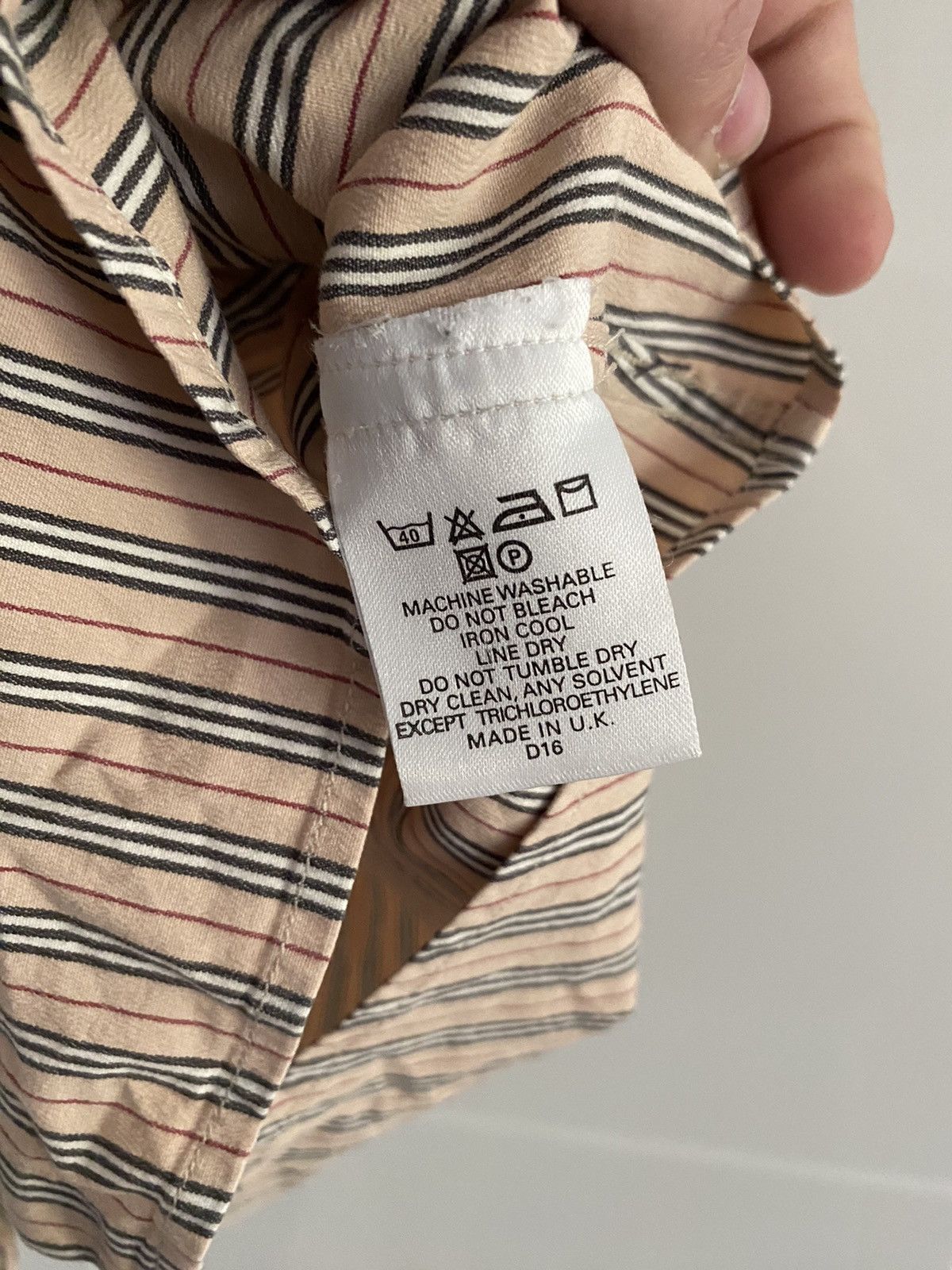 Burberry × Vintage Burberry Vintage Shirt,Y2K Size XL / US 12-14 / IT 48-50 - 4 Thumbnail