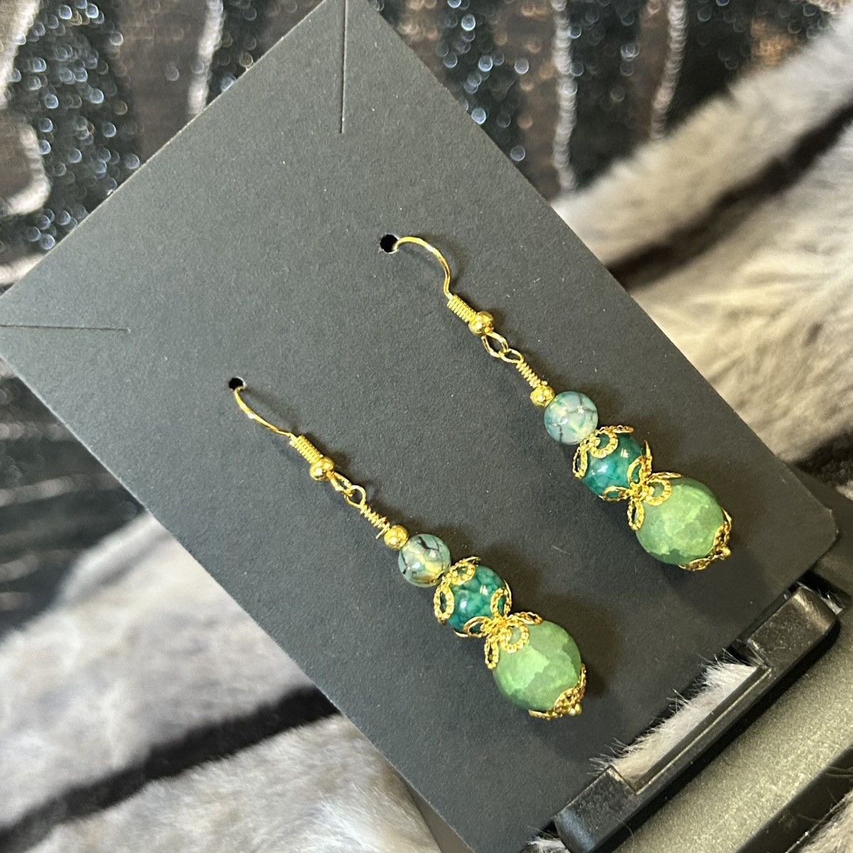 Handmade Handcrafted green crackle glass dragon vein agate earrings Size ONE SIZE - 1 Thumbnail