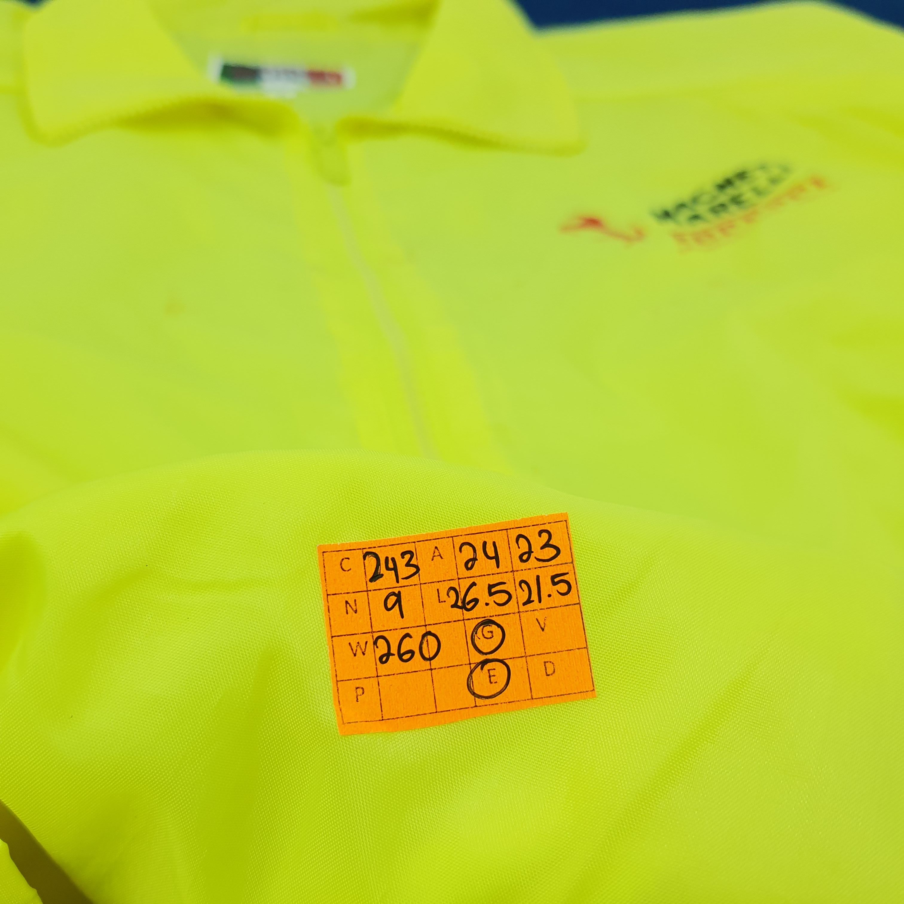 Ferrari Vintage Magneri Marelli Ferrari Motorsports Jacket C243N9 Size US L / EU 52-54 / 3 - 8 Thumbnail