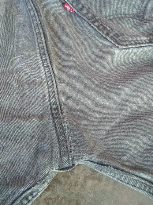 Levi's 90s Vintage Levi's 501 Made In USA Distressed Jeans 34x27 Size US 34 / EU 50 - 5 Thumbnail