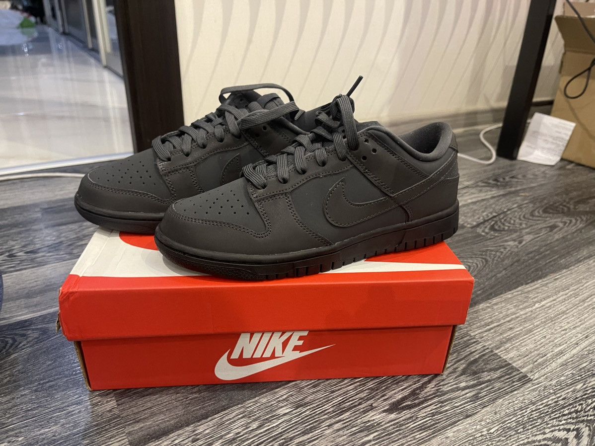 Nike New full black Nike Dunk EU 38 WITH BOX Size US 6 / EU 39 - 1 Thumbnail