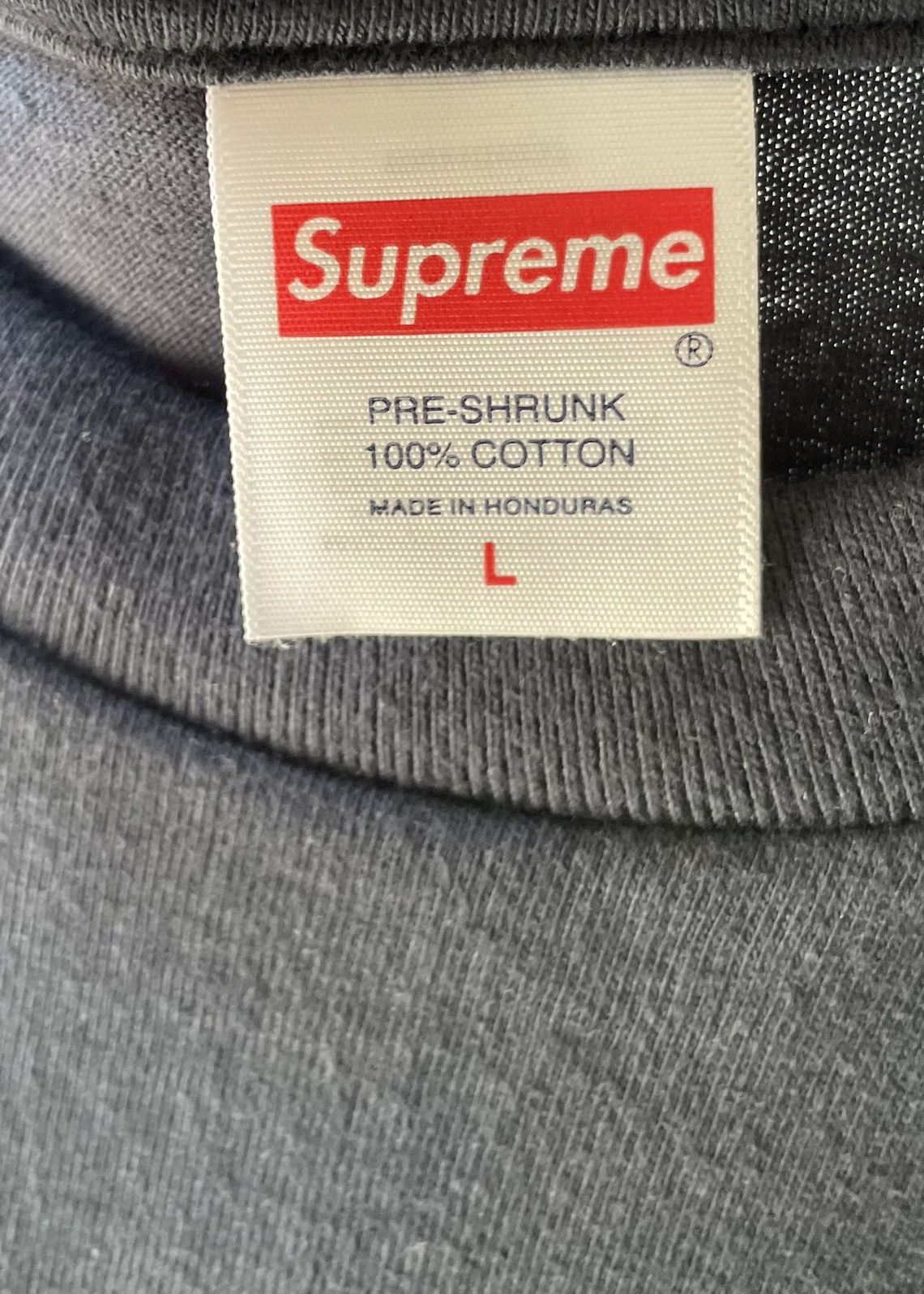 Supreme Supreme Tape Tee Size US L / EU 52-54 / 3 - 3 Thumbnail