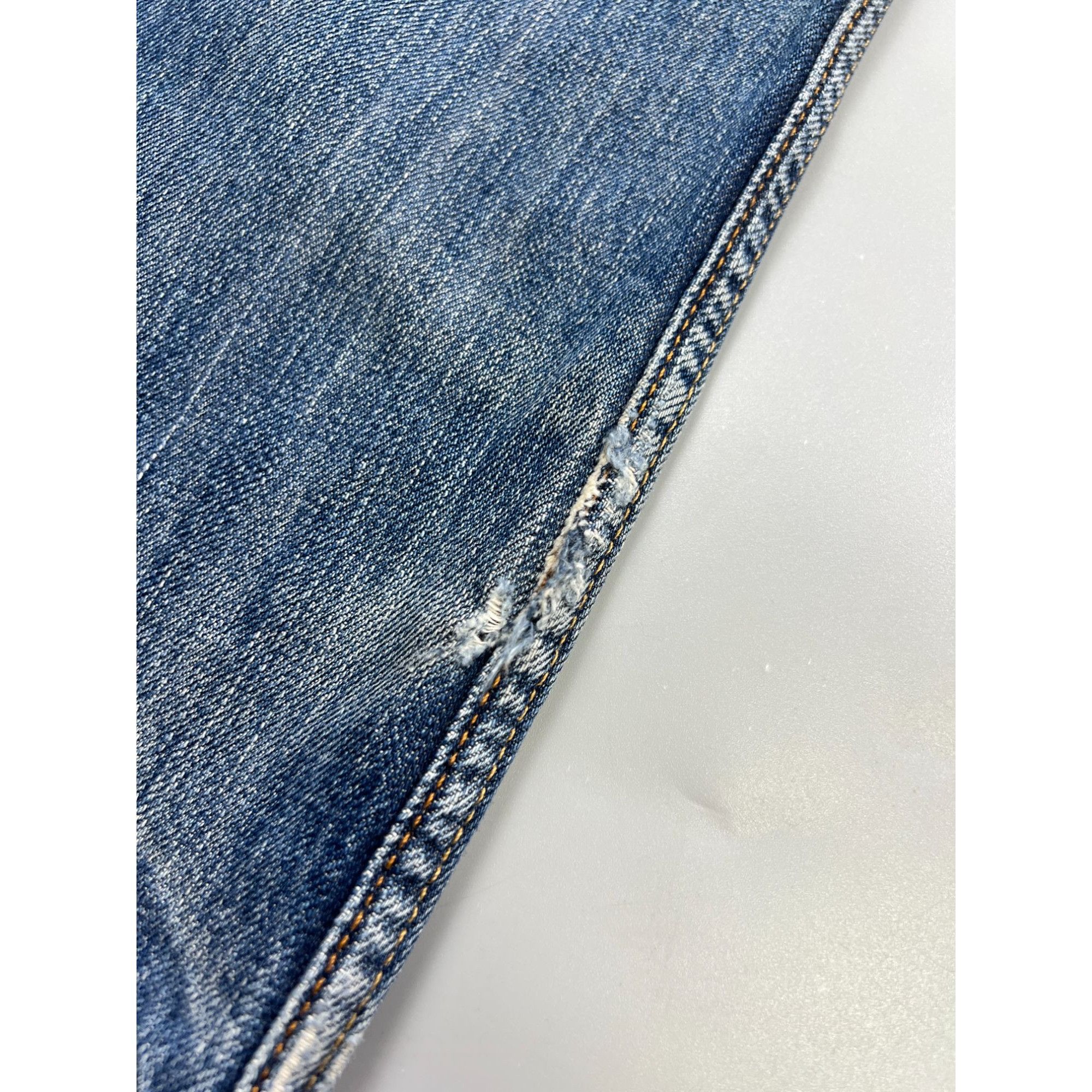 Levi's Levi’s 501 Distressed Denim Jeans Pants (Y0905) Size US 34 / EU 50 - 14 Thumbnail