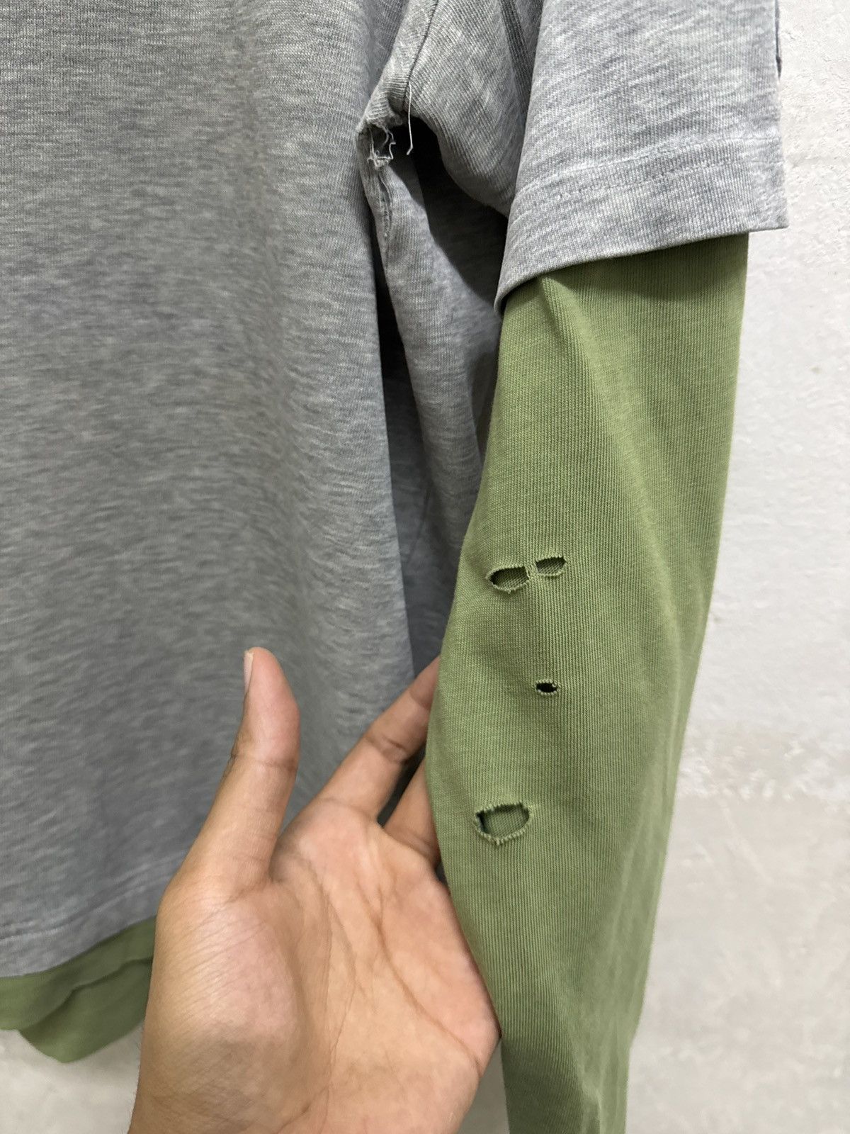 Helly Hansen Distressed Helly Hansen Thrashed Long Sleeve Tees Size US M / EU 48-50 / 2 - 6 Thumbnail