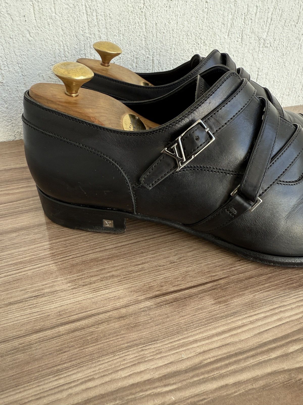 Louis Vuitton Equinox lv logo derby Size US 9 / EU 42 - 3 Thumbnail