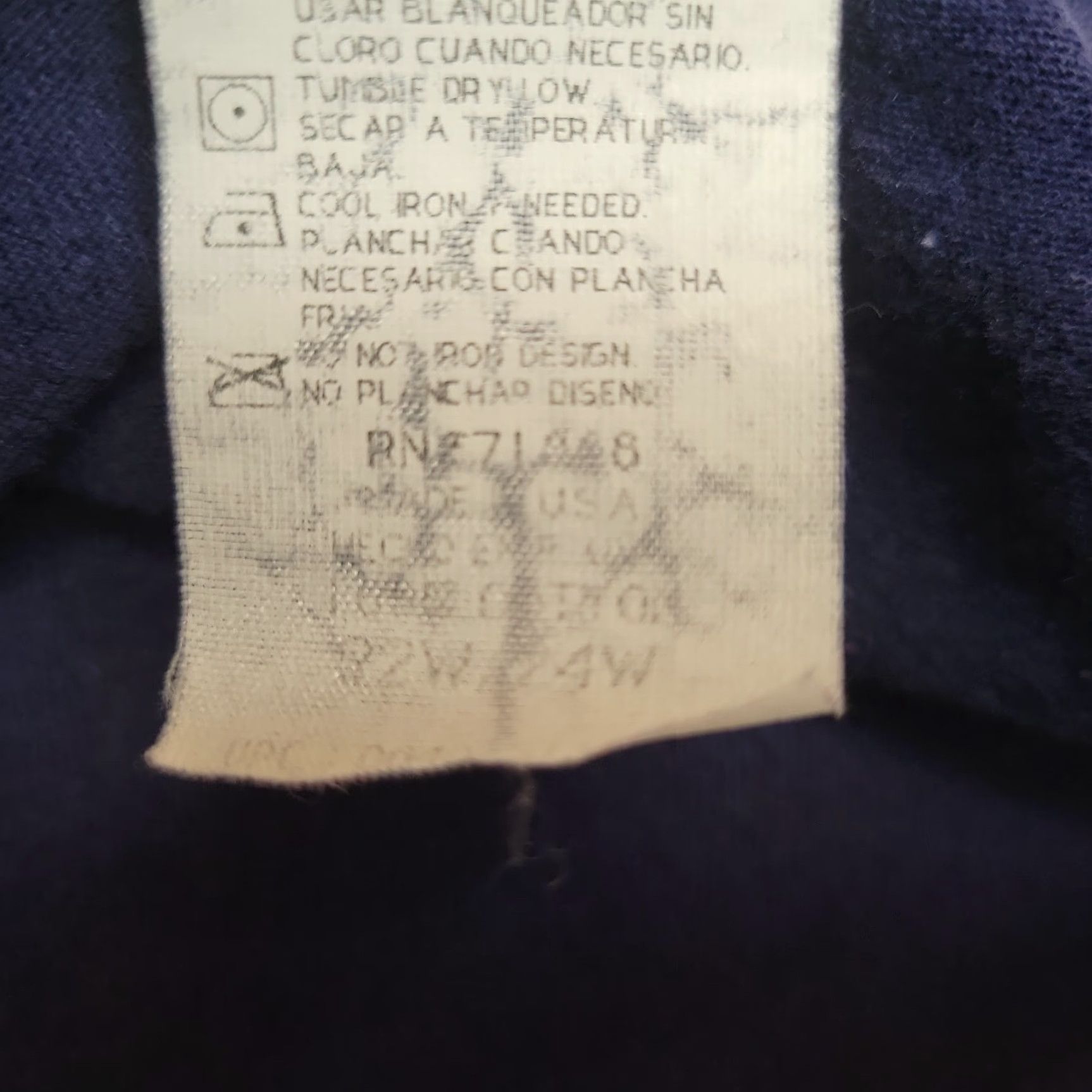 Vintage VINTAGE Looney Tunes T-Shirt Mens 2XL Purple Tweety Graphic 90s Freeze Made in USA Size US XXL / EU 58 / 5 - 6 Thumbnail