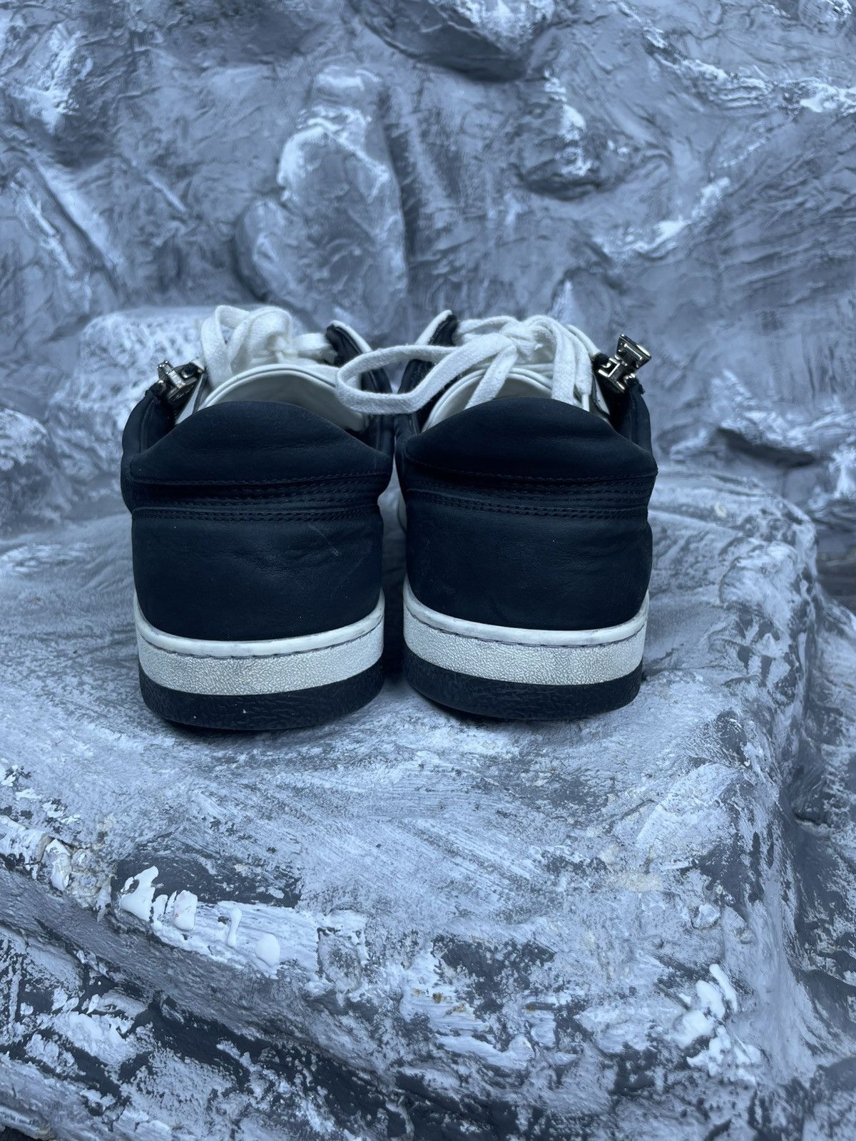 Gucci Gucci Black / White Leather Zip Sneakers Size US 9.5 / EU 42-43 - 7 Thumbnail