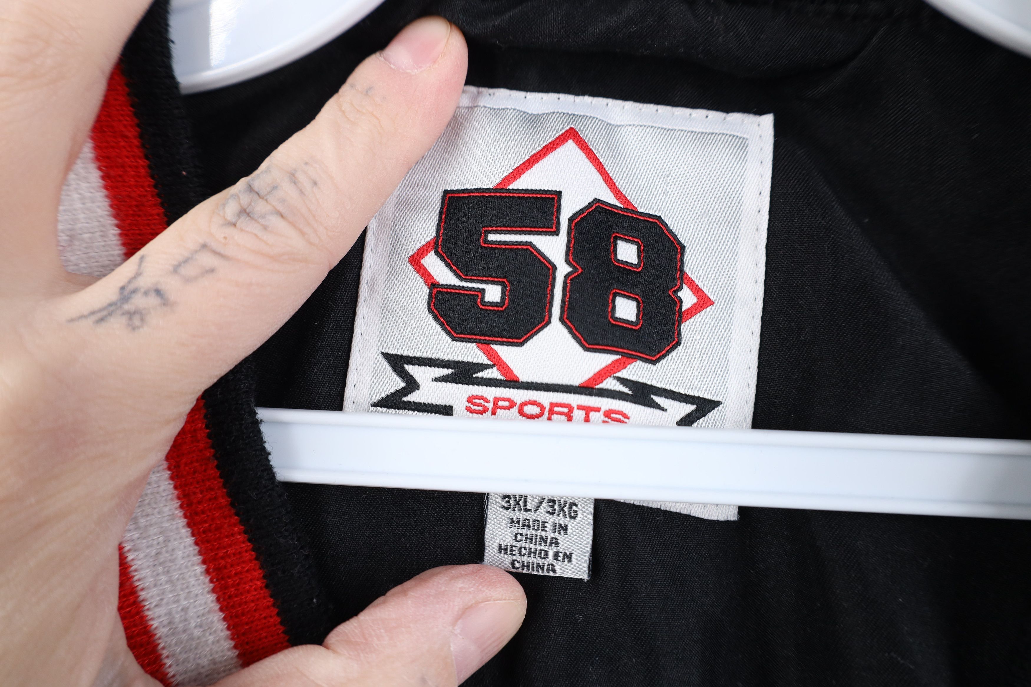 Vintage Vintage Lined Ohio State University Windbreaker Jacket Size US XXL / EU 58 / 5 - 8 Thumbnail