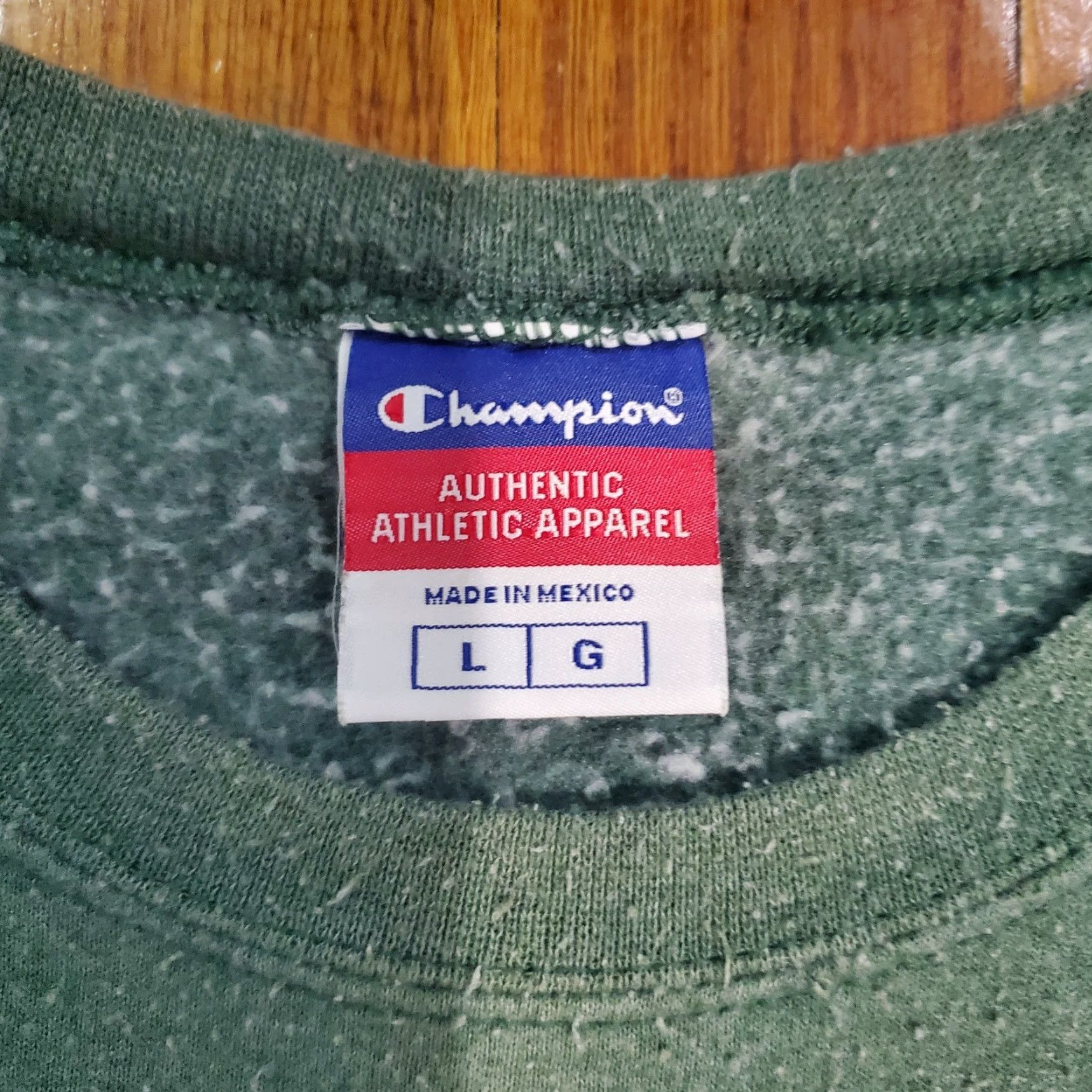 Champion VINTAGE Champion Sweatshirt Men Large Green Logo Crew Neck Fleece Cotton Polyester Sweater Pullover Sports All Seasons Size US L / EU 52-54 / 3 - 6 Thumbnail