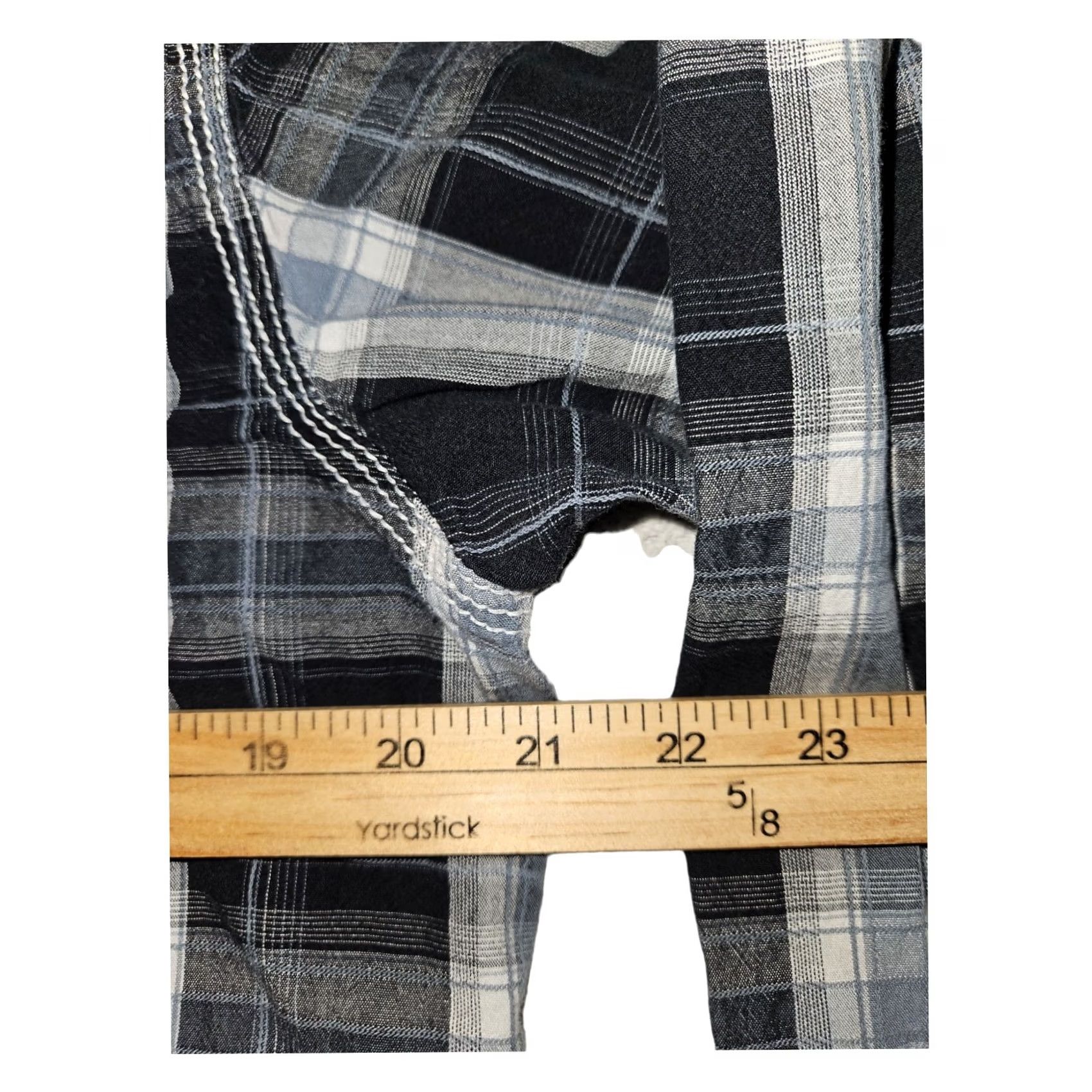 BKE BKE Plaid Long Sleeve Shirt Men's XL Slim Fit Navy Blue Collared Snap Buckle Preppy Western Cowboy Hipster Easy Care Lightweight Cotton Button-Up Size US XL / EU 56 / 4 - 3 Thumbnail