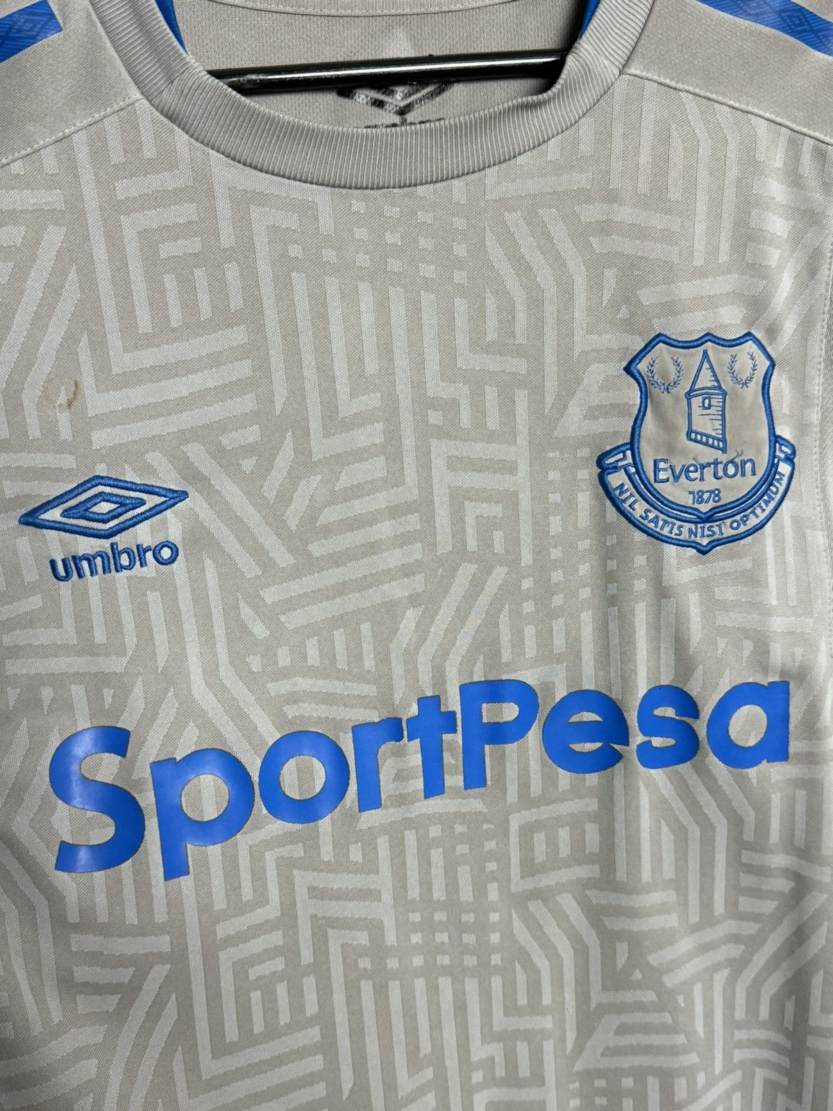 Umbro Everton 17/18 Away Football Jersey Size US M / EU 48-50 / 2 - 2 Thumbnail