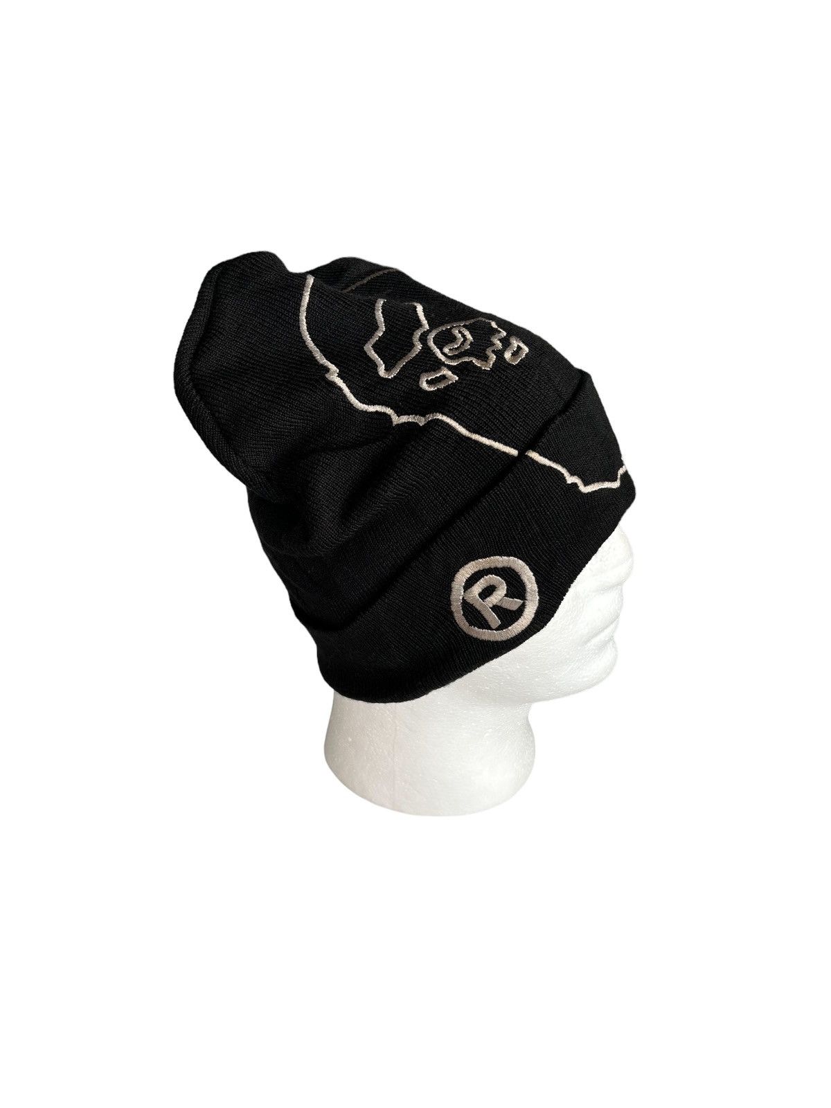 Bape Bape Big Logo Beanie Hats Made in Japan 🎌☠️ Size ONE SIZE - 2 Thumbnail