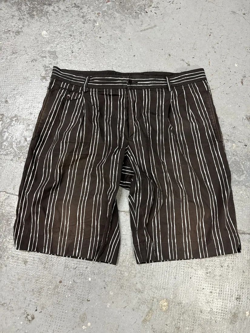 Designer × Dolce & Gabbana × Vintage 2000s Dolce & Gabbana Brown Striped Shorts Size US 32 / EU 48 - 1 Thumbnail