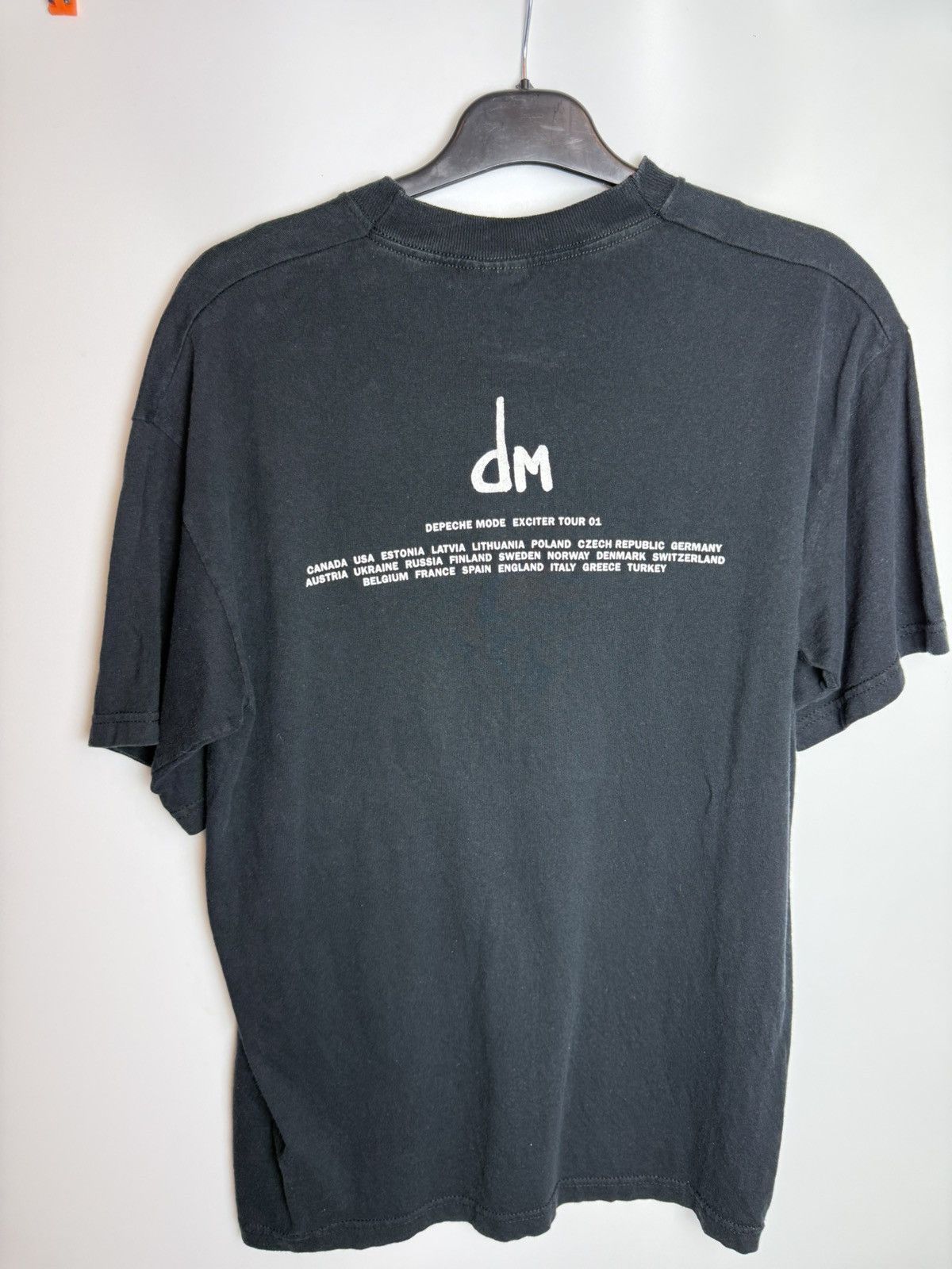 Band Tees Depeche Mode exciter tour 2001 vintage merch dave gahan Size US M / EU 48-50 / 2 - 2 Thumbnail