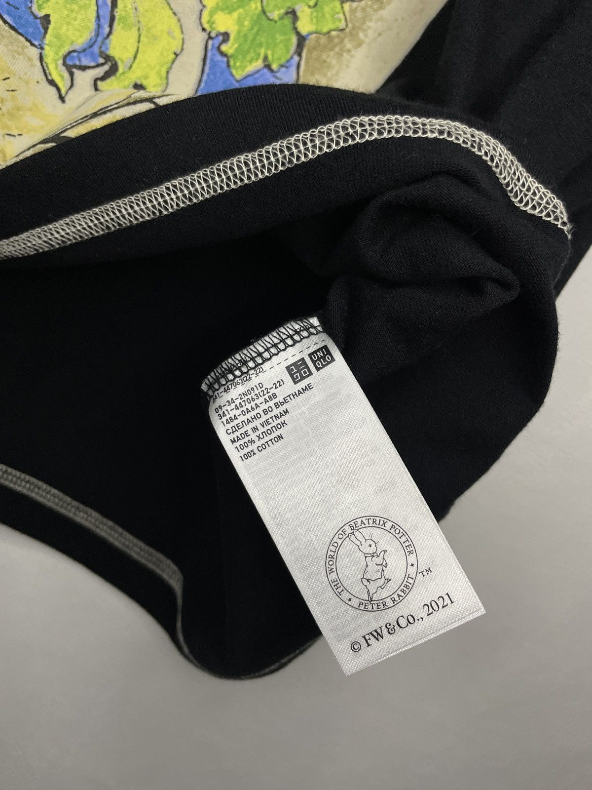 JW Anderson × Uniqlo J.W.Anderson x Uniqlo Peter Rabbit T-Shirt Size US M / EU 48-50 / 2 - 6 Thumbnail