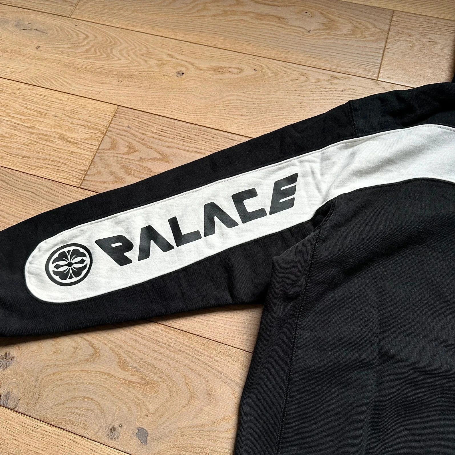 Evisu × Palace Sweatshirt Hoodie Evisu Palace Black SS20 Size US L / EU 52-54 / 3 - 7 Thumbnail
