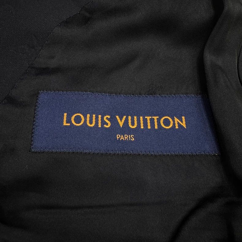 Louis Vuitton Louis Vuitton Full embossed presbyopic suit jacket Size US S / EU 44-46 / 1 - 3 Thumbnail