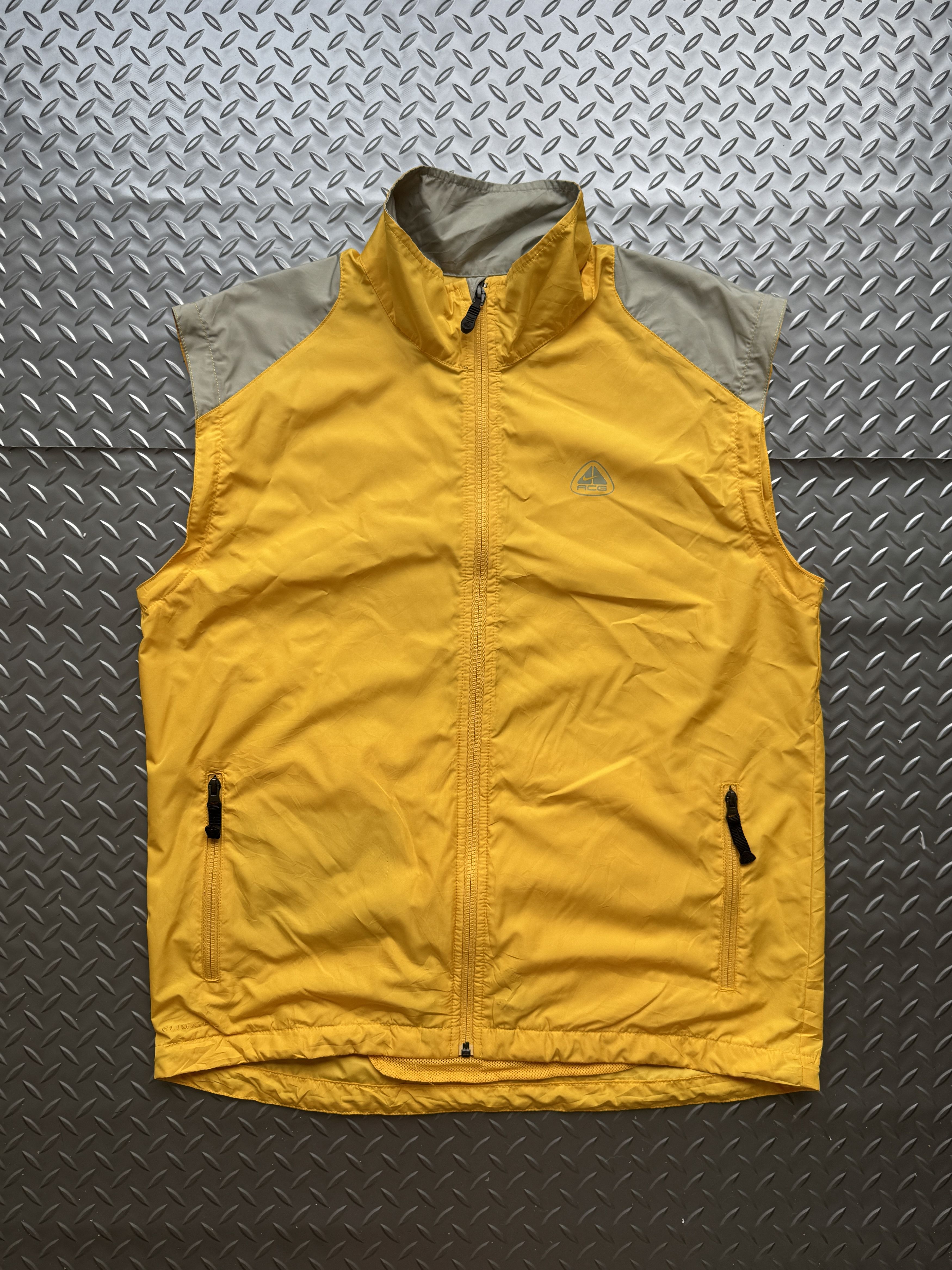 Nike ACG Nike ACG Lightweight Technical Vest Size US XL / EU 56 / 4 - 1 Thumbnail