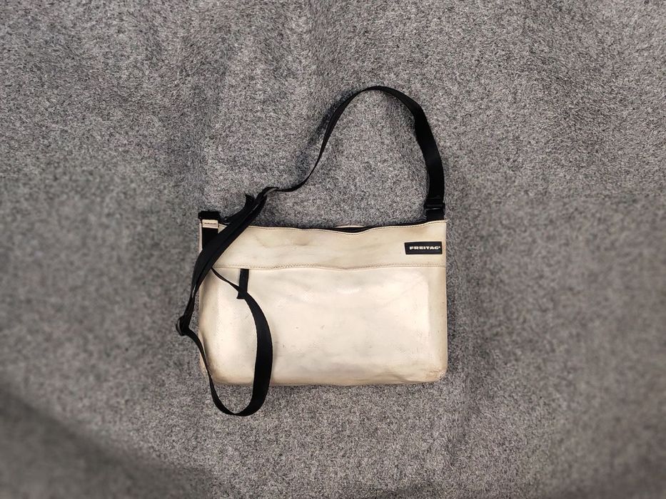 Vintage Vintage Freitag F553 Lou Crossbody strap Bag Japan Style