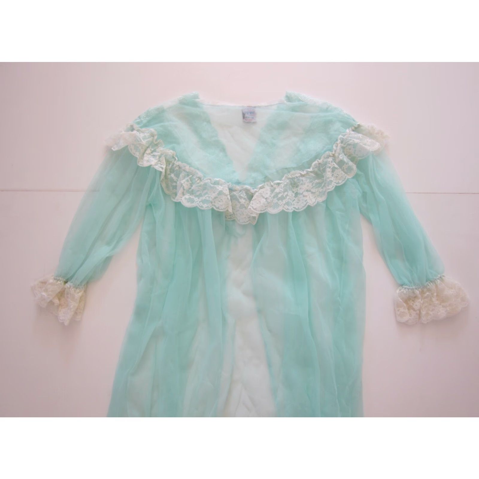 Vintage Vintage BB Teal Blue Ivory Lace Victorian Romantic Lingerie Long Robe Large BB Womens Robe XL Blue Lace Holiday Vintage Size ONE SIZE - 6 Thumbnail