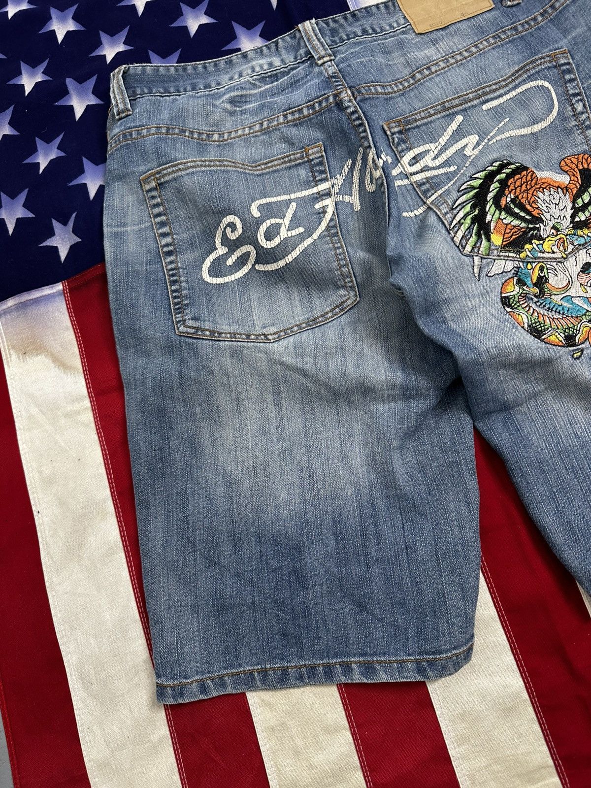 Ed Hardy Ed Hardy Denim Shorts with Bold Embroidery Size US 34 / EU 50 - 9 Thumbnail