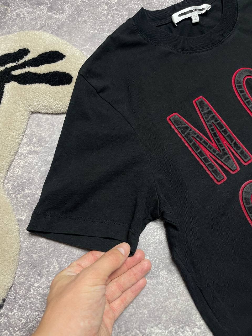 Alexander McQueen Vintage Alexander McQueen MCQ Luxury Logo Avant Garde Tee Size US XS / EU 42 / 0 - 7 Thumbnail