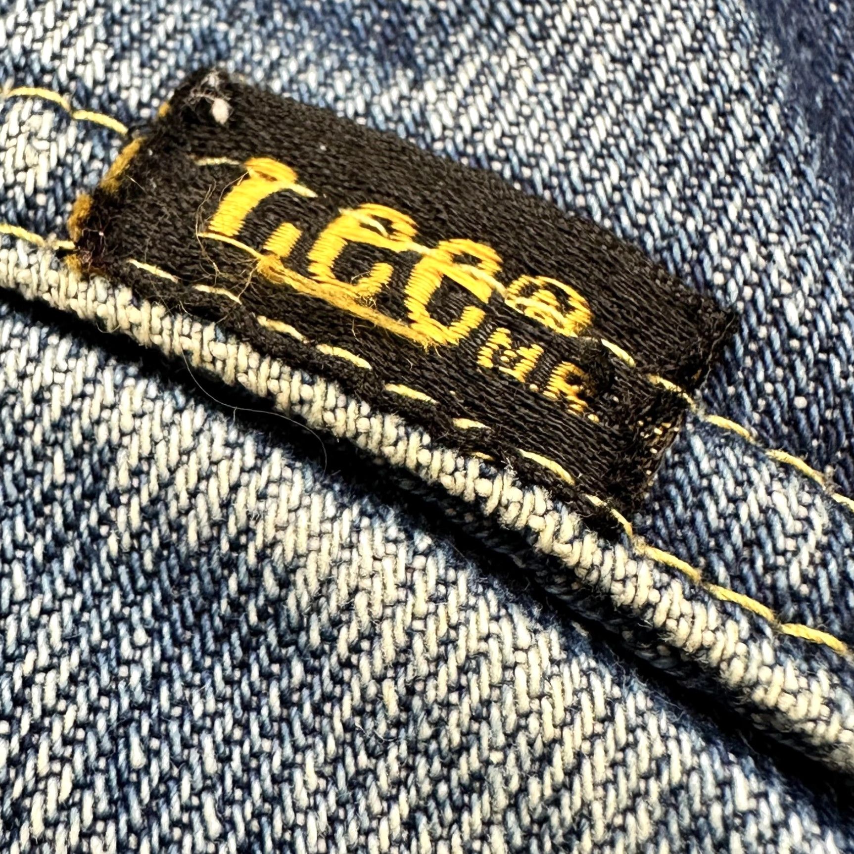 Lee VINTAGE Lee Vest Mens XL Blue Denim Corduroy Collar Quilted Lined Made USA 90s Size US XL / EU 56 / 4 - 7 Thumbnail