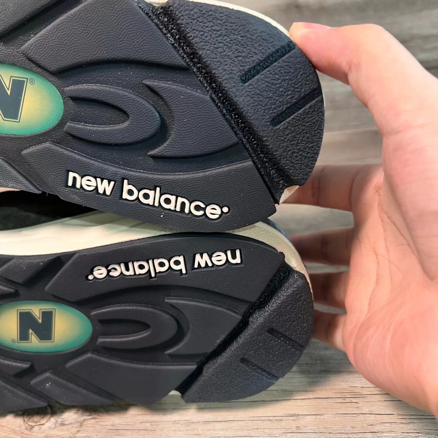 Madness MADNESS x NB 990v2 M990MS2 Olive/Tan Orange 44 Size US 10 / EU 43 - 7 Thumbnail