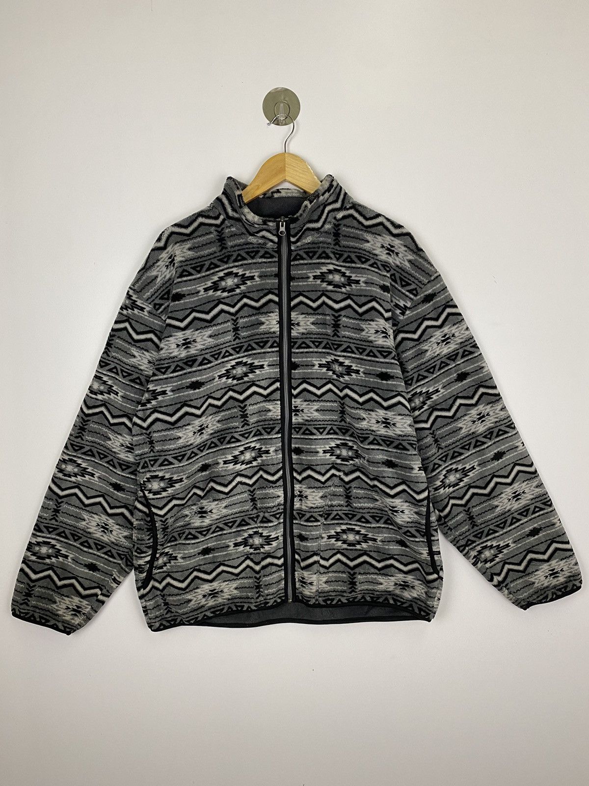 Vintage Vintage Fleece Jacket Navajo Style Size US XL / EU 56 / 4 - 1 Thumbnail