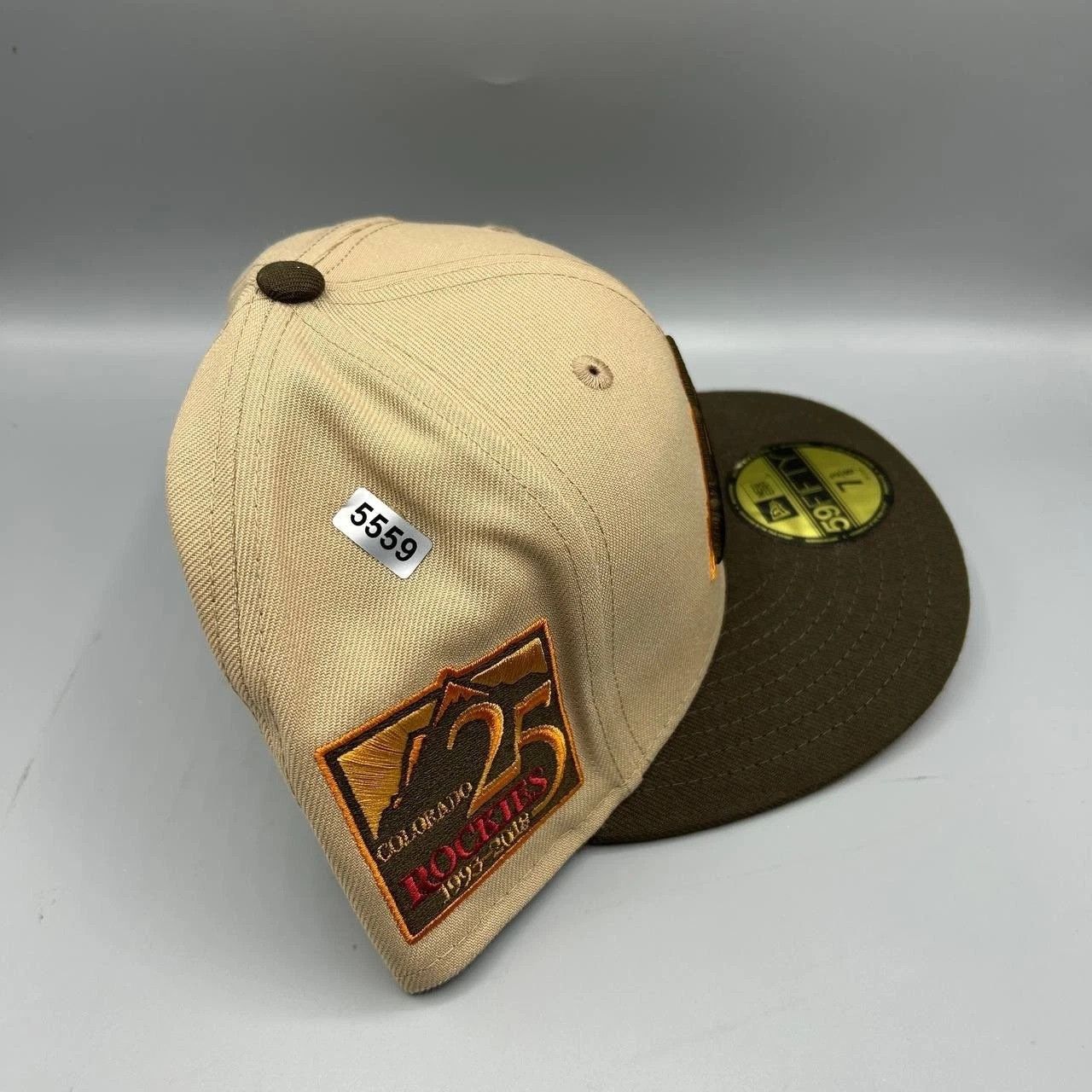 New Era Colorado Rockies Hat Men 7 3/8 Beige Green MLB Fitted Cap Size ONE SIZE - 9 Thumbnail