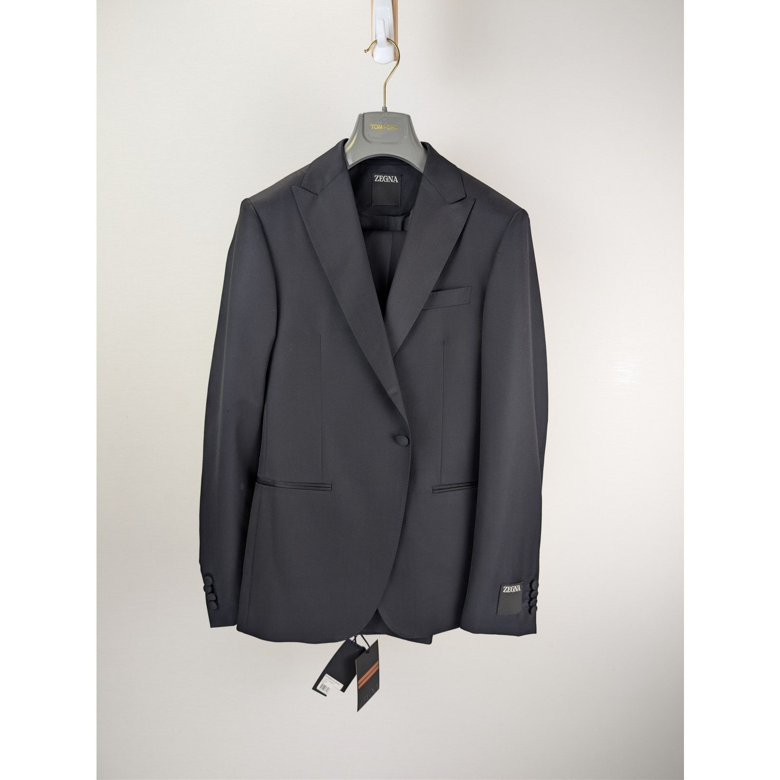 Ermenegildo Zegna o1rshd1 Mens Suit - Blazer and Casual Pants in Black Size US M / EU 48-50 / 2 - 2 Thumbnail