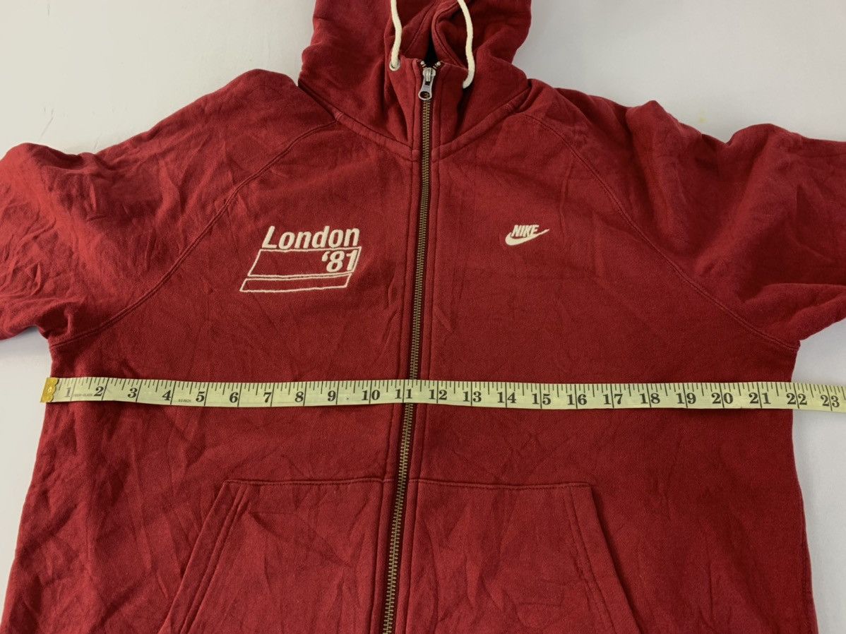 Nike 90s Nike Track & Field London ‘81 Full Zip Hoodies Size US L / EU 52-54 / 3 - 11 Thumbnail