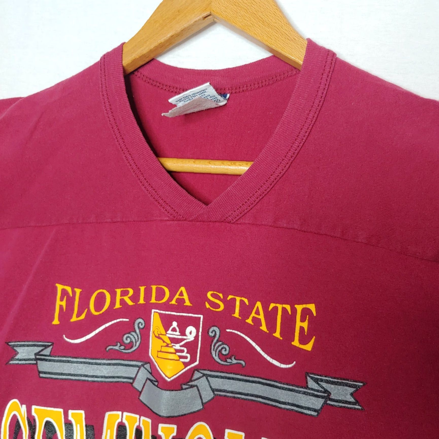 Vintage VINTAGE Bike Florida State University Seminoles Shirt XL Red Single Stitch V-Neck Mens Size US XL / EU 56 / 4 - 7 Thumbnail