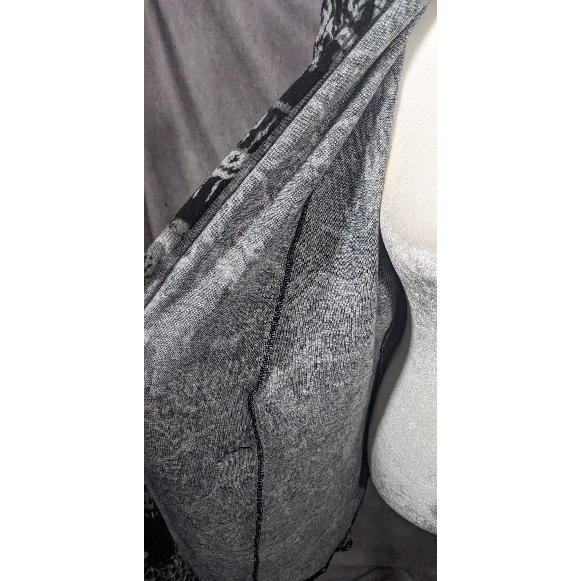Other Dressbarn Black And Grey Abstract Print Cardigan Size L / US 10 / IT 46 - 9 Thumbnail